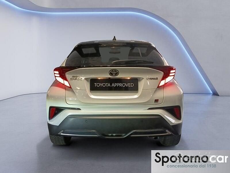 Usata Toyota C-HR Sport 122 CV (89 kW) 2022 Bianco SUV