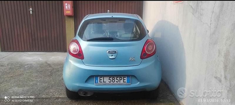 Usata Ford Ka 69 CV (50 kW) 2012 Blu Utilitaria