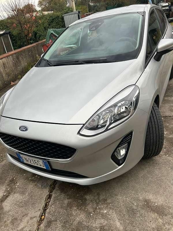 Usata Ford Fiesta Vignale 86 CV (63 kW) 2017 Argento Berlina