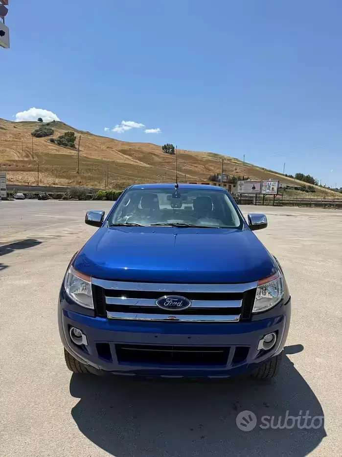 Usata Ford Ranger Limited 150 CV (110 kW) 2014 Bluazzurro Pick-up
