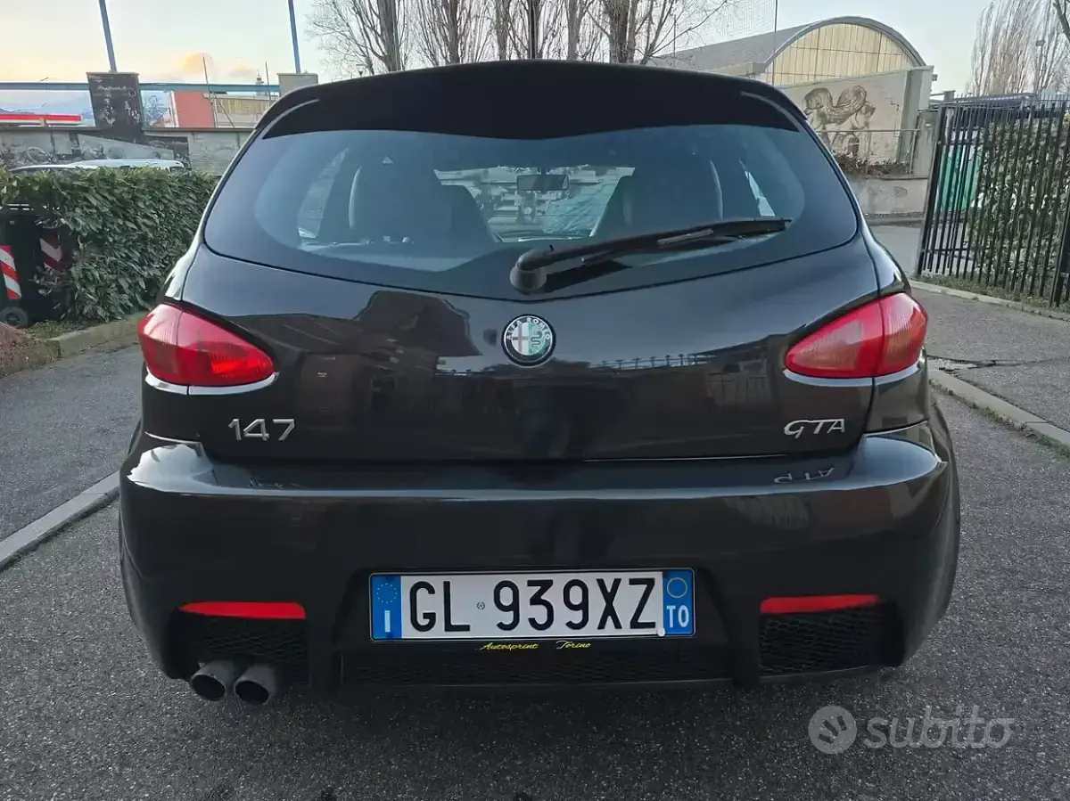 Usata Alfa Romeo 147 GTA 250 CV (183 kW) 2003 Nero Utilitaria