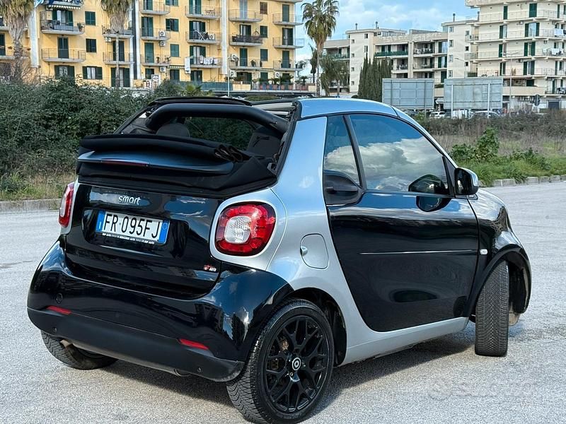 Brugt Smart ForTwo Cabrio 71 HK (52 kW) 2018 Sort Cabriolet