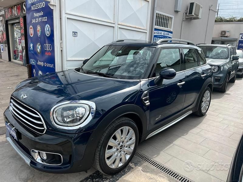 Usata Mini Cooper D Countryman Business 149 CV (109 kW) 2018 Blu SUV