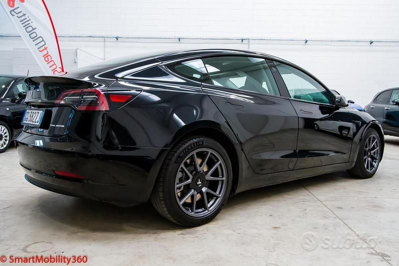 Occasion Tesla Model 3 366 kW (498 ch) 2021 Noir Berline