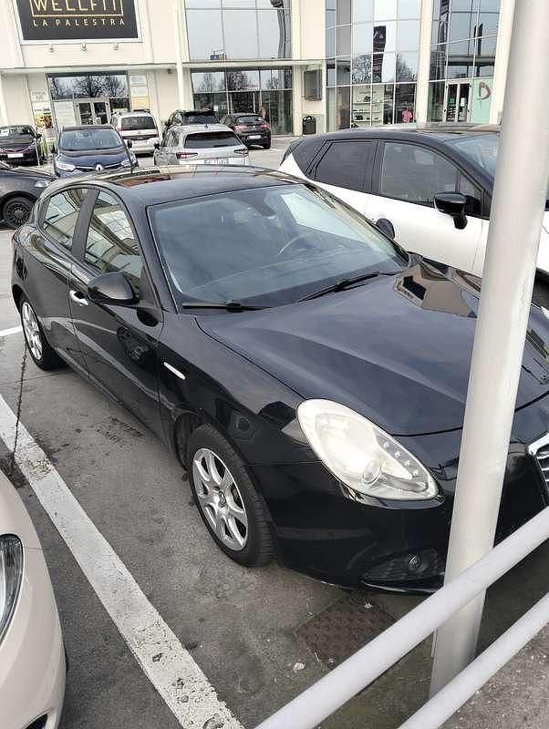Usata Alfa Romeo Giulietta 105 CV (77 kW) 2013 Utilitaria