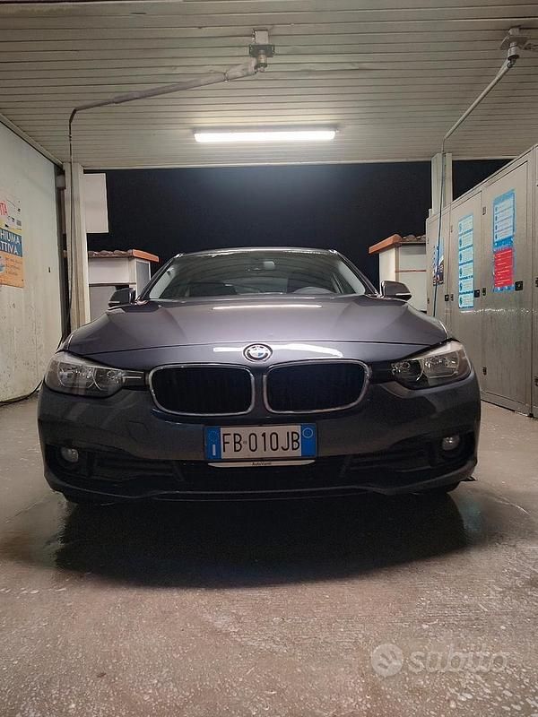 Grigio Usata 2015 BMW 316 Tre volumi | 14.500 € - Immagine 1/4