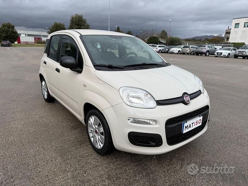 Usata Fiat Panda Lounge 94 CV (69 kW) 2016 Beige Utilitaria