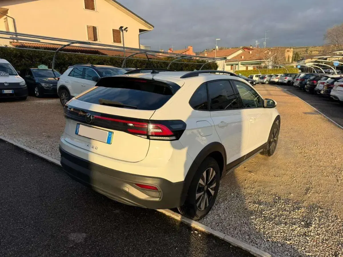Usata VW Taigo Life 110 CV (80 kW) 2024 Bianco SUV