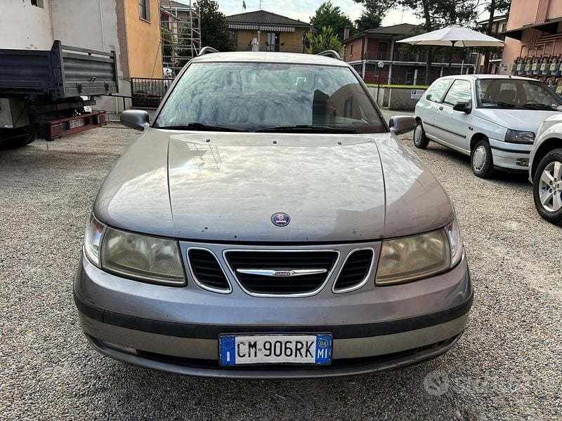 Usata Saab 9-5 Vector 120 CV (88 kW) 2004 Grigio Station wagon