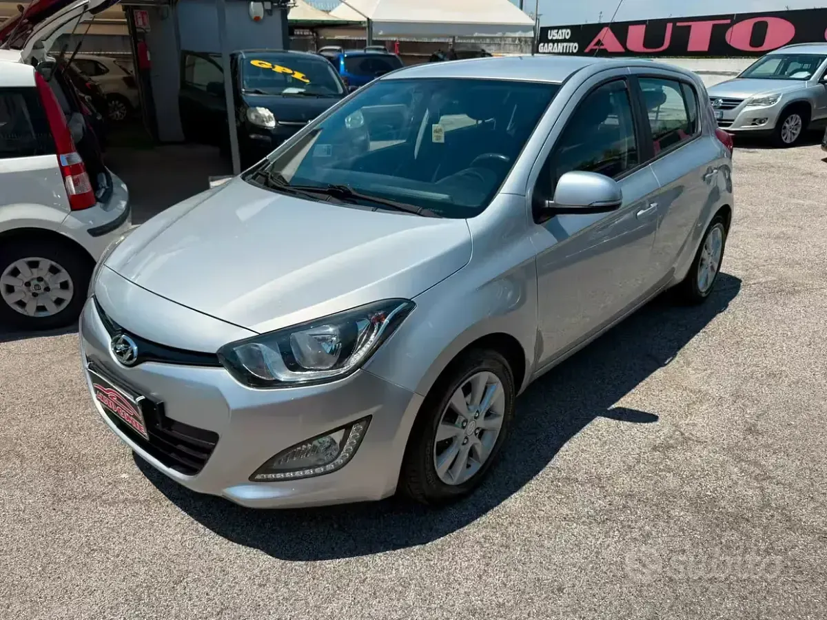 Usata Hyundai i20 Classic 75 CV (55 kW) 2013 Utilitaria