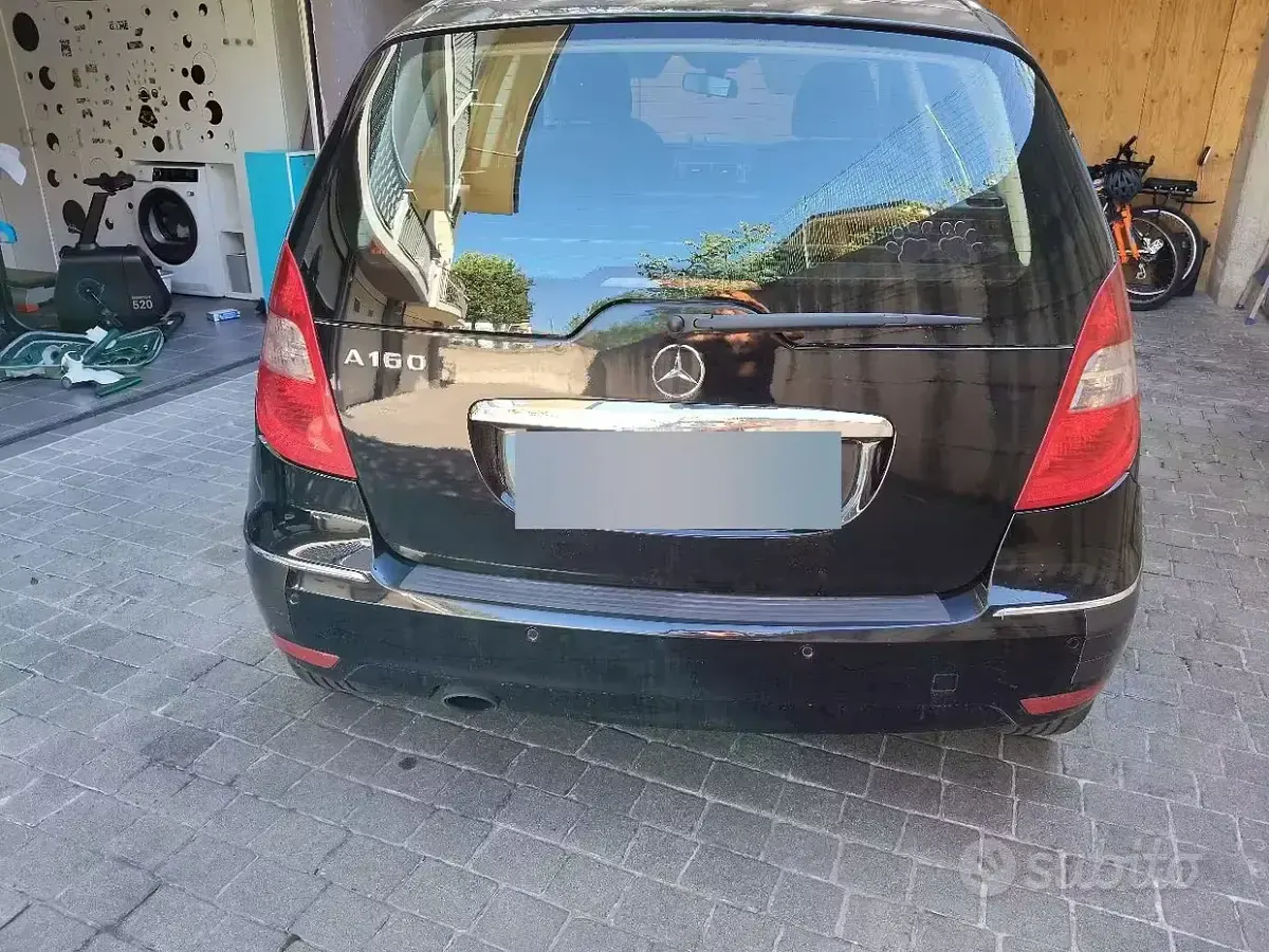 Usata Mercedes A160 95 CV (69 kW) 2010 Nero Berlina