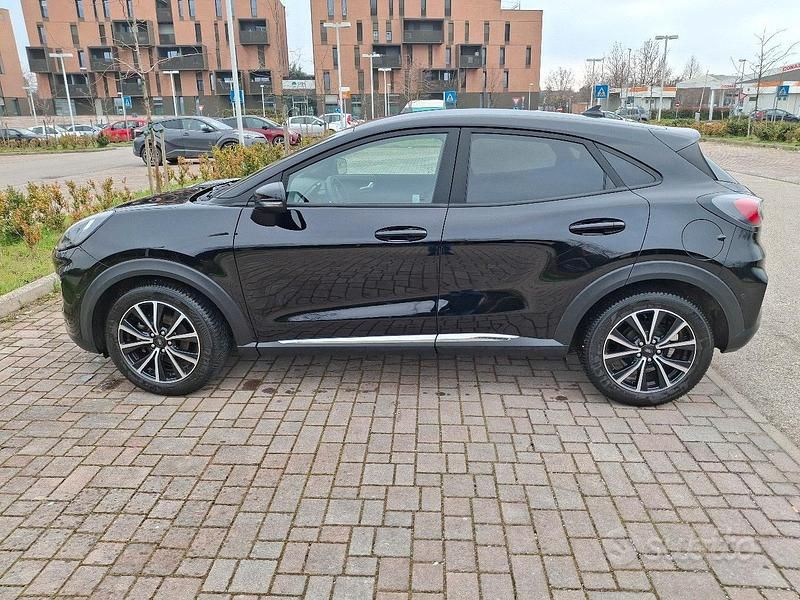 Usata Ford Puma 125 CV (91 kW) 2023 Nero SUV