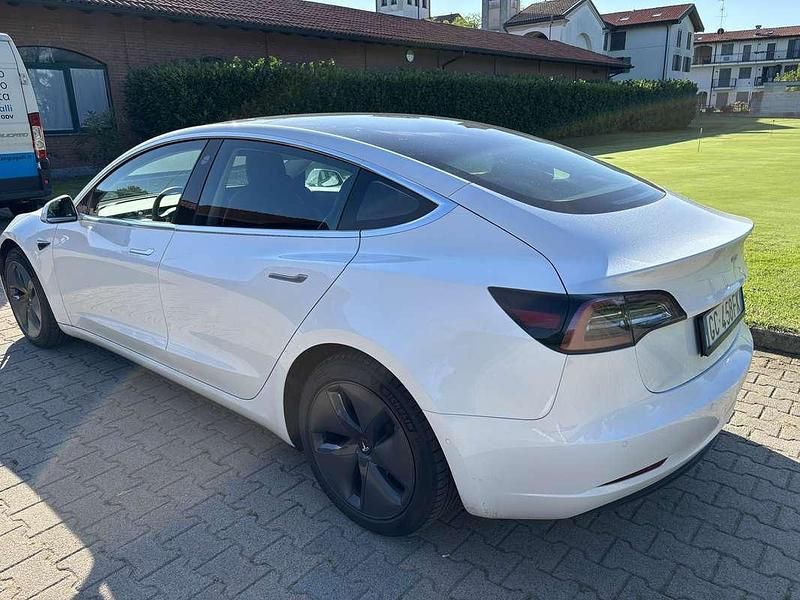Usata Tesla Model 3 Standard Range 88 kW (120 CV) 2020 Berlina