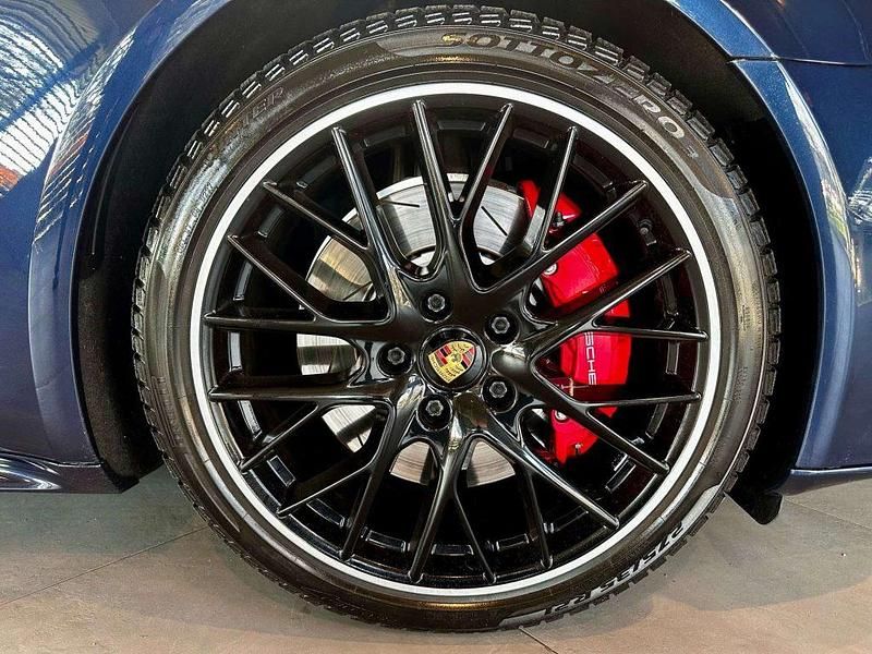 Usata Porsche Panamera 480 CV (353 kW) 2022 Blu notte metallizzato Berlina