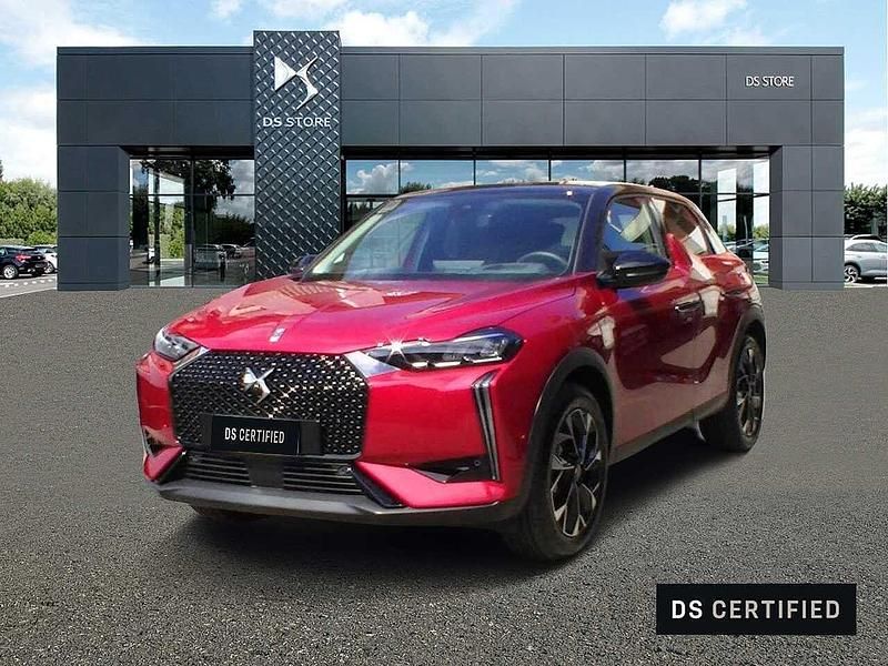 Rosso Usata 2023 DS Automobiles DS3 Crossback E-Tense Opera SUV | 31.000 € (Buon prezzo) - Immagine 1/4