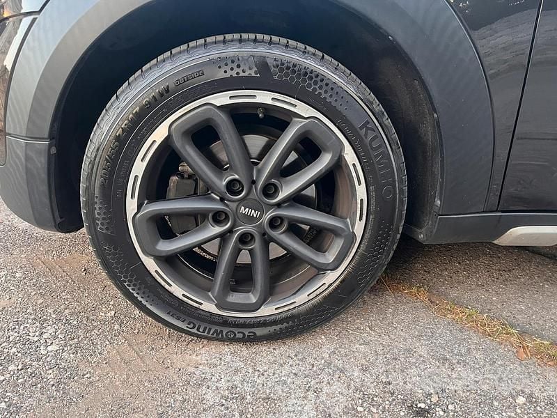 Usata Mini Countryman 111 CV (81 kW) 2014 Marrone SUV