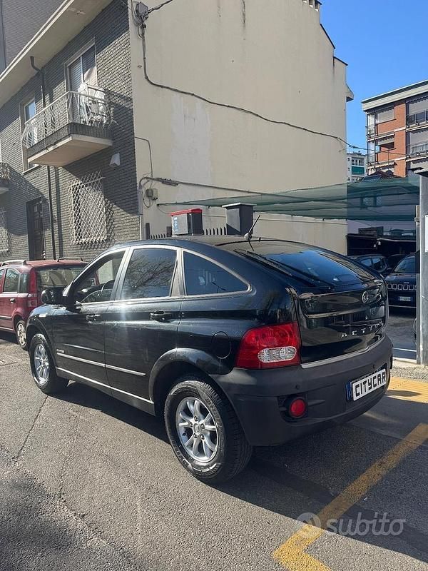Usata Ssangyong (KGM) Actyon 141 CV (103 kW) 2007 Nero Station wagon