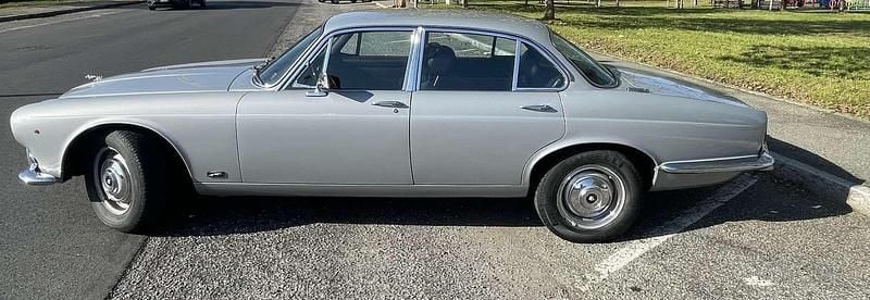Usata Jaguar XJ6 245 CV (180 kW) 1972 Grigio Berlina