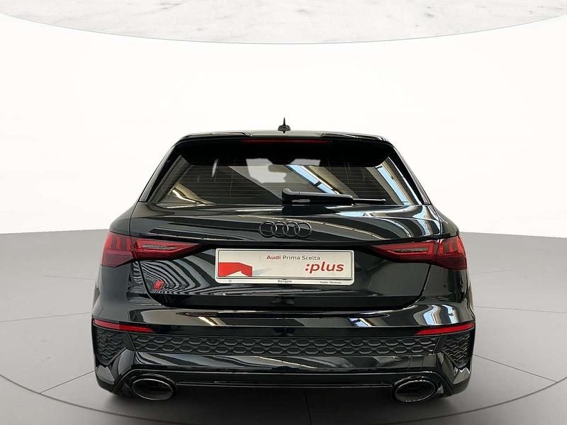 Usata Audi RS3 Ambiente 400 CV (294 kW) 2022 Nero mito metallizzato Berlina