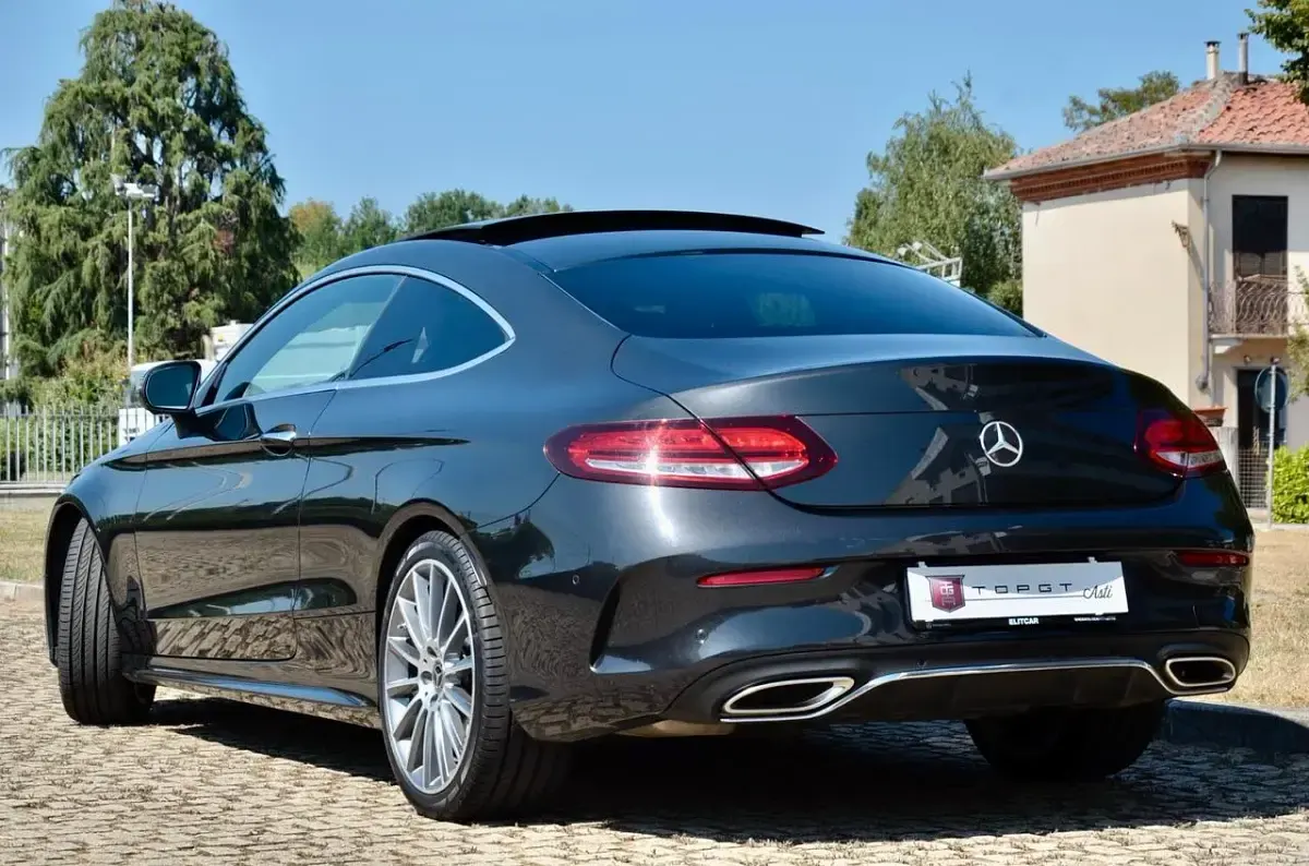 Usata Mercedes C200 Premium Plus 184 CV (135 kW) 2020 Grigio Coupé