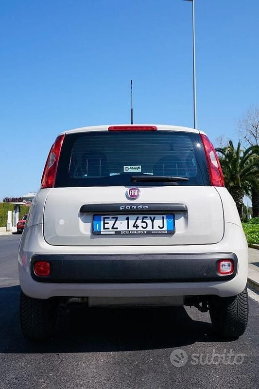 Usata Fiat Panda Easy 86 CV (63 kW) 2015 Beige Utilitaria