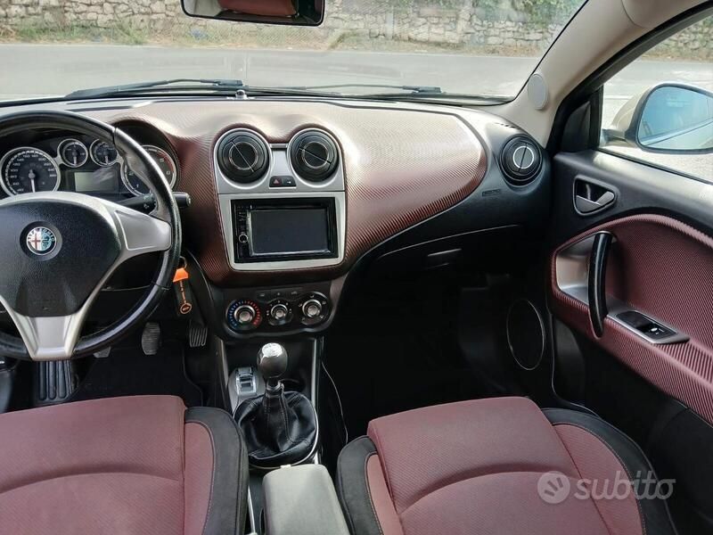 Usata Alfa Romeo MiTo Distinctive 120 CV (88 kW) 2009 Oro Utilitaria