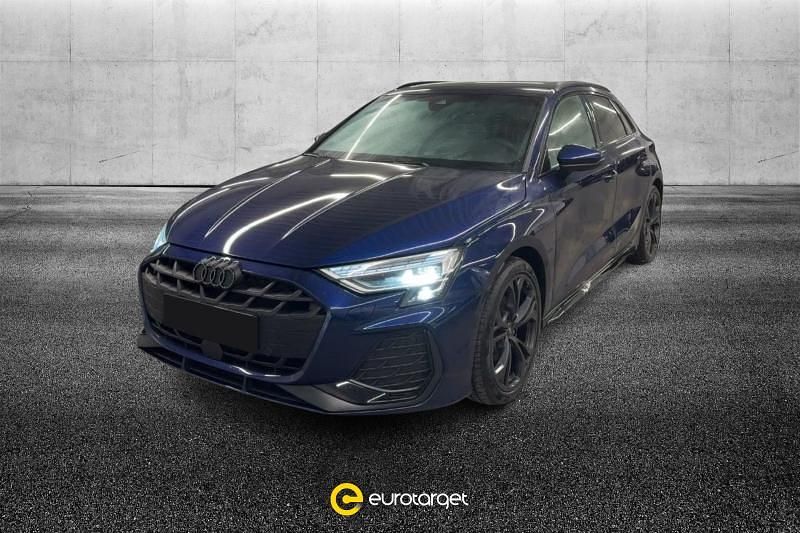 Usata Audi A3 e-tron S-Line 150 CV (110 kW) 2024 Blu metallizzato Utilitaria