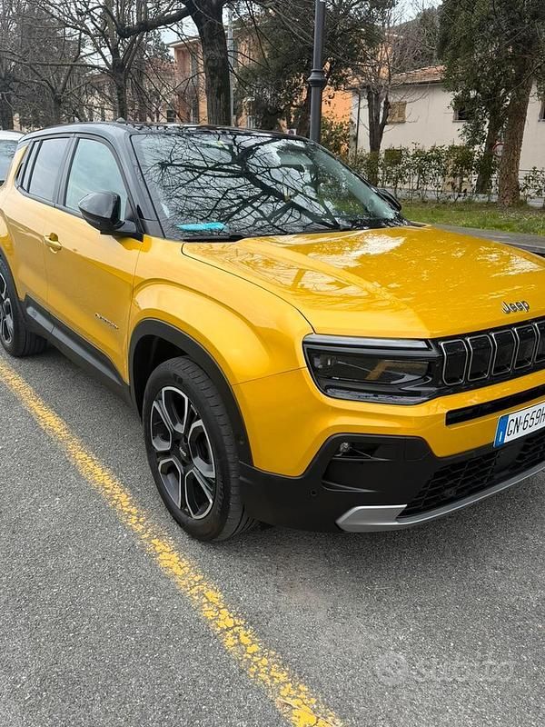 Usata Jeep Avenger 100 CV (73 kW) 2023 Giallo SUV