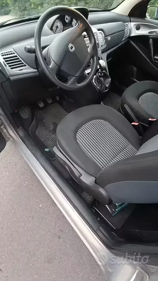 Usata Lancia Ypsilon 60 CV (44 kW) 2007 Utilitaria