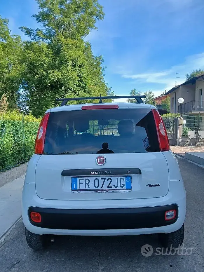 Usata Fiat Panda 4x4 S 80 CV (58 kW) 2018 Bianco Utilitaria