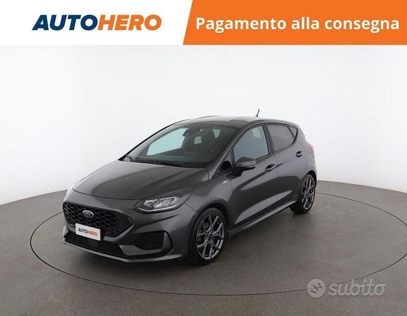 Usata Ford Fiesta 125 CV (91 kW) 2024 Grigio Berlina