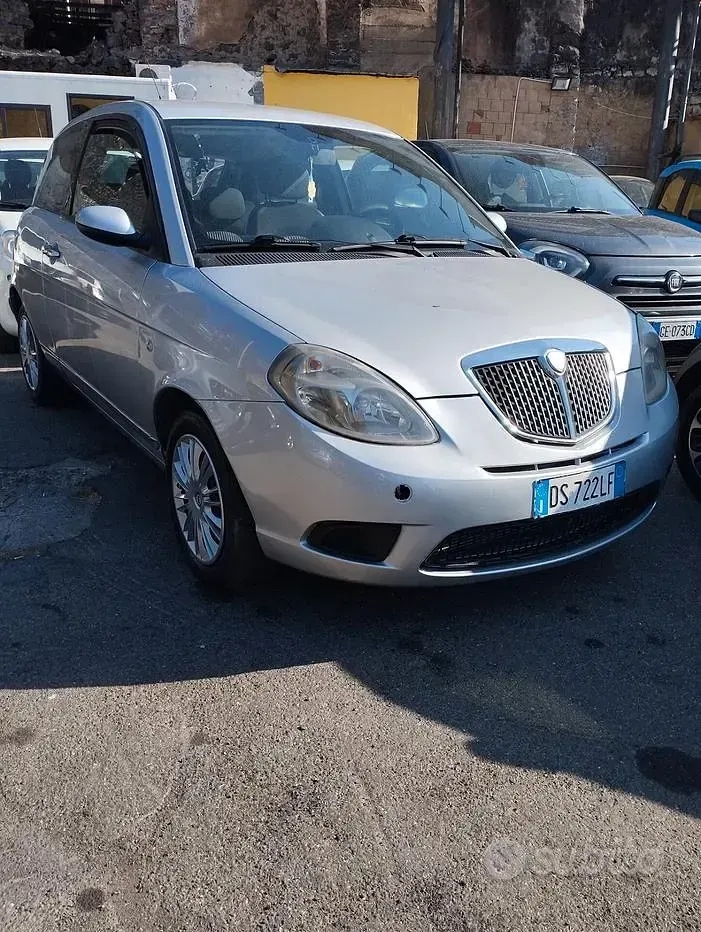 Usata Lancia Ypsilon 75 CV (55 kW) 2008 Utilitaria