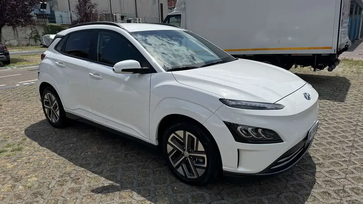 Usata Hyundai Kona Style 100 kW (136 CV) 2022 SUV