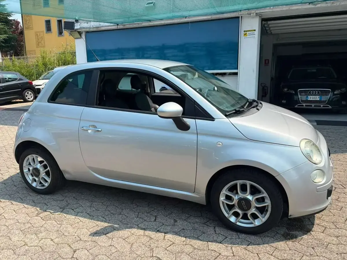 Usata Fiat 500 69 CV (50 kW) 2011 Grigio Utilitaria