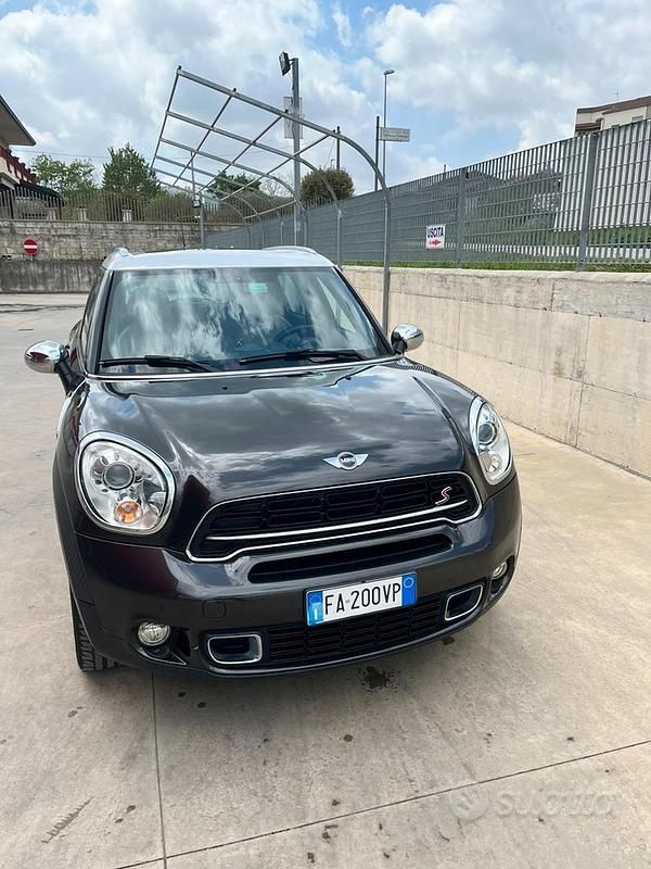 Usata Mini Cooper SD Countryman 145 CV (106 kW) 2015 Grigio SUV