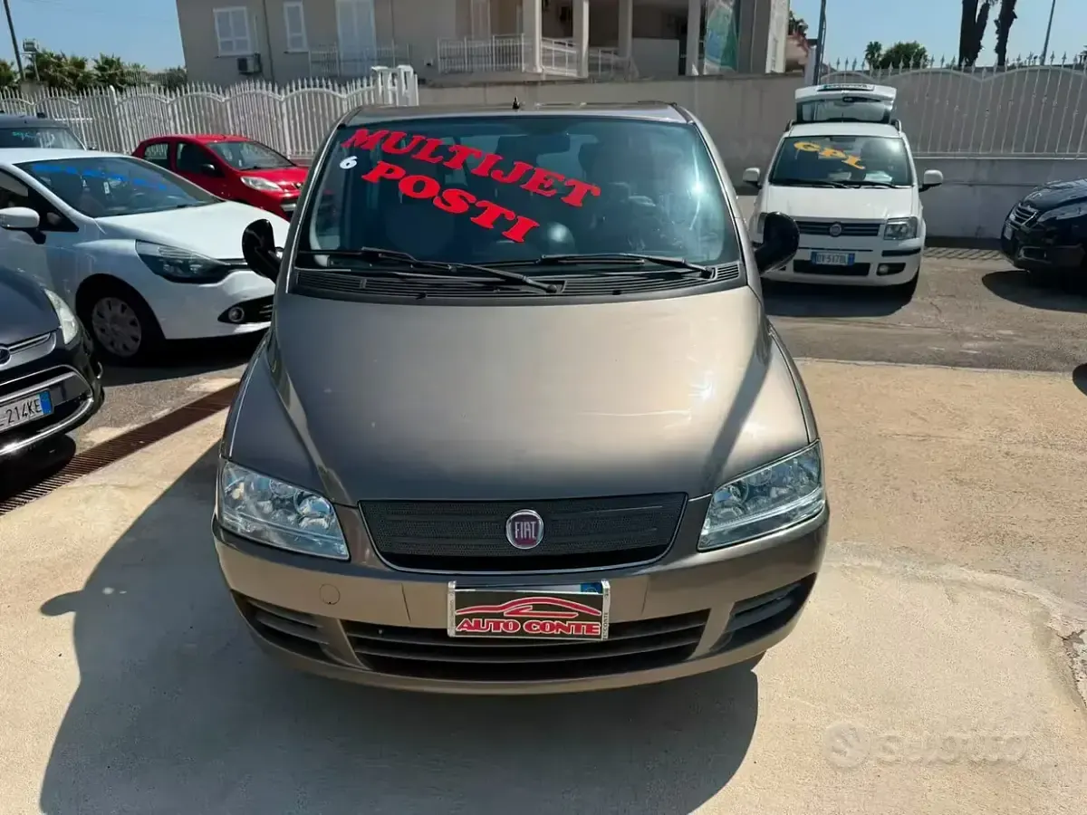 Usata Fiat Multipla Dynamic 120 CV (88 kW) 2010 Marrone Monovolume
