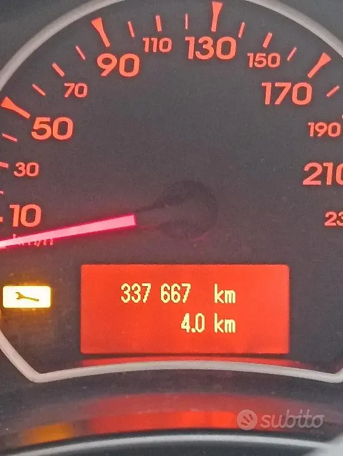 Usata Renault Koleos 150 CV (110 kW) 2012 Nero SUV
