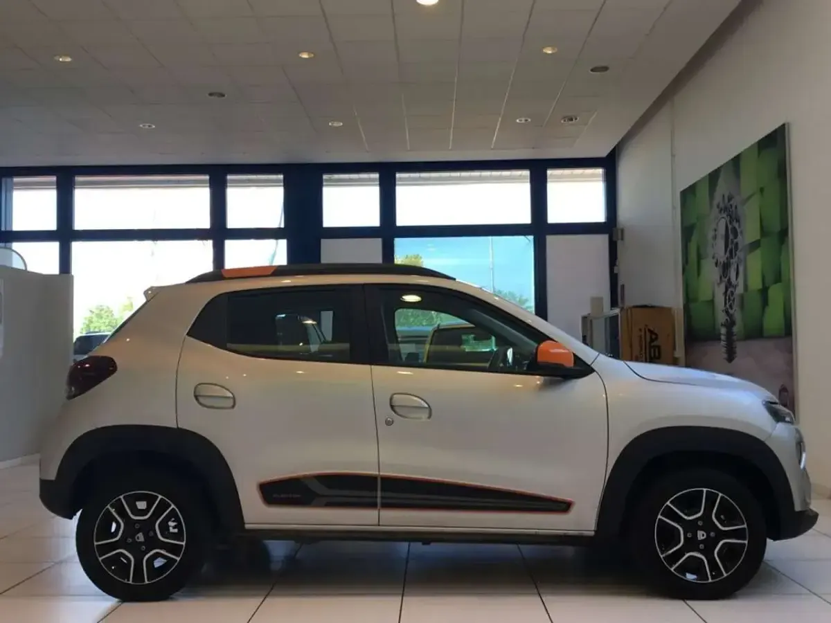Usata Dacia Spring Comfort Plus 33 kW (45 CV) 2021 Other Utilitaria