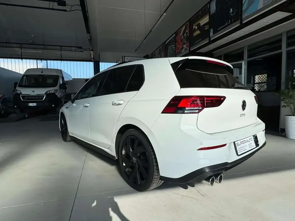 Usata VW Golf VIII GTD 200 CV (147 kW) 2023 Bianco Berlina