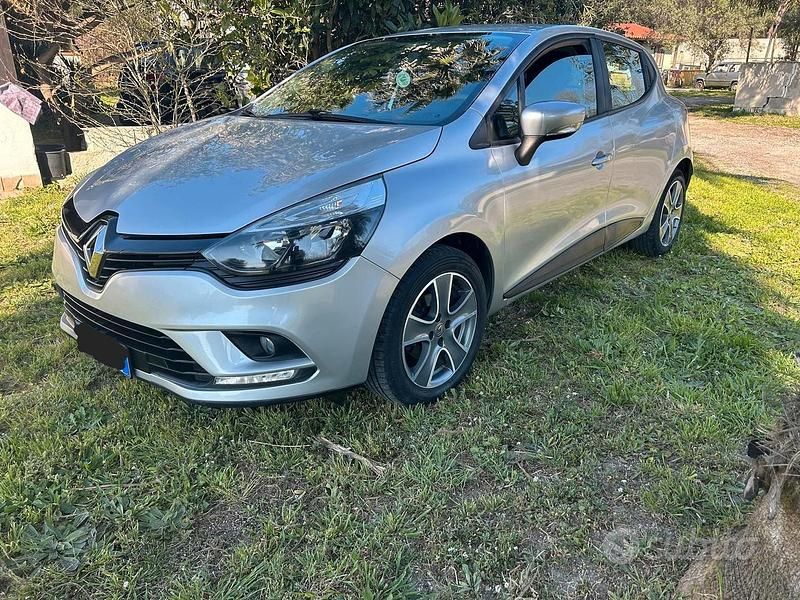 Usata Renault Clio IV 75 CV (55 kW) 2017 Grigio Utilitaria