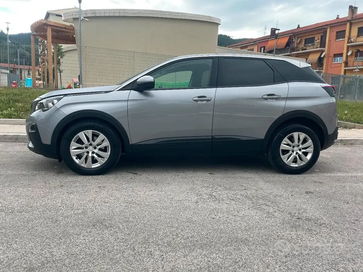 Usata Peugeot 3008 131 CV (96 kW) 2020 Grigio SUV