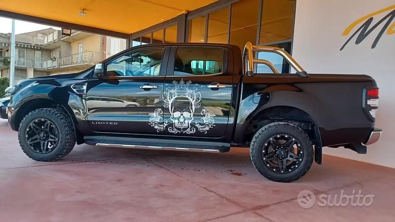Usata Ford Ranger Limited 200 CV (147 kW) 2018 Nero Pick-up