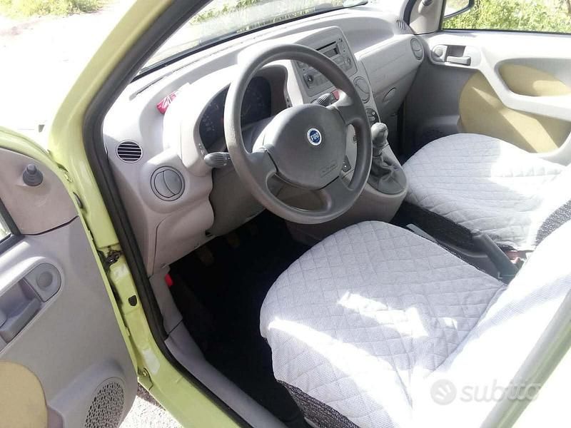 Usata Fiat Panda 54 CV (39 kW) 2005 Giallo Utilitaria