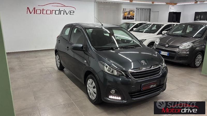Usata Peugeot 108 Allure 72 CV (52 kW) 2021 Grigio Berlina