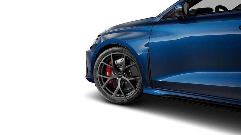 Nuova Audi RS3 Ambiente 400 CV (294 kW) 2026 Blu ascari Berlina