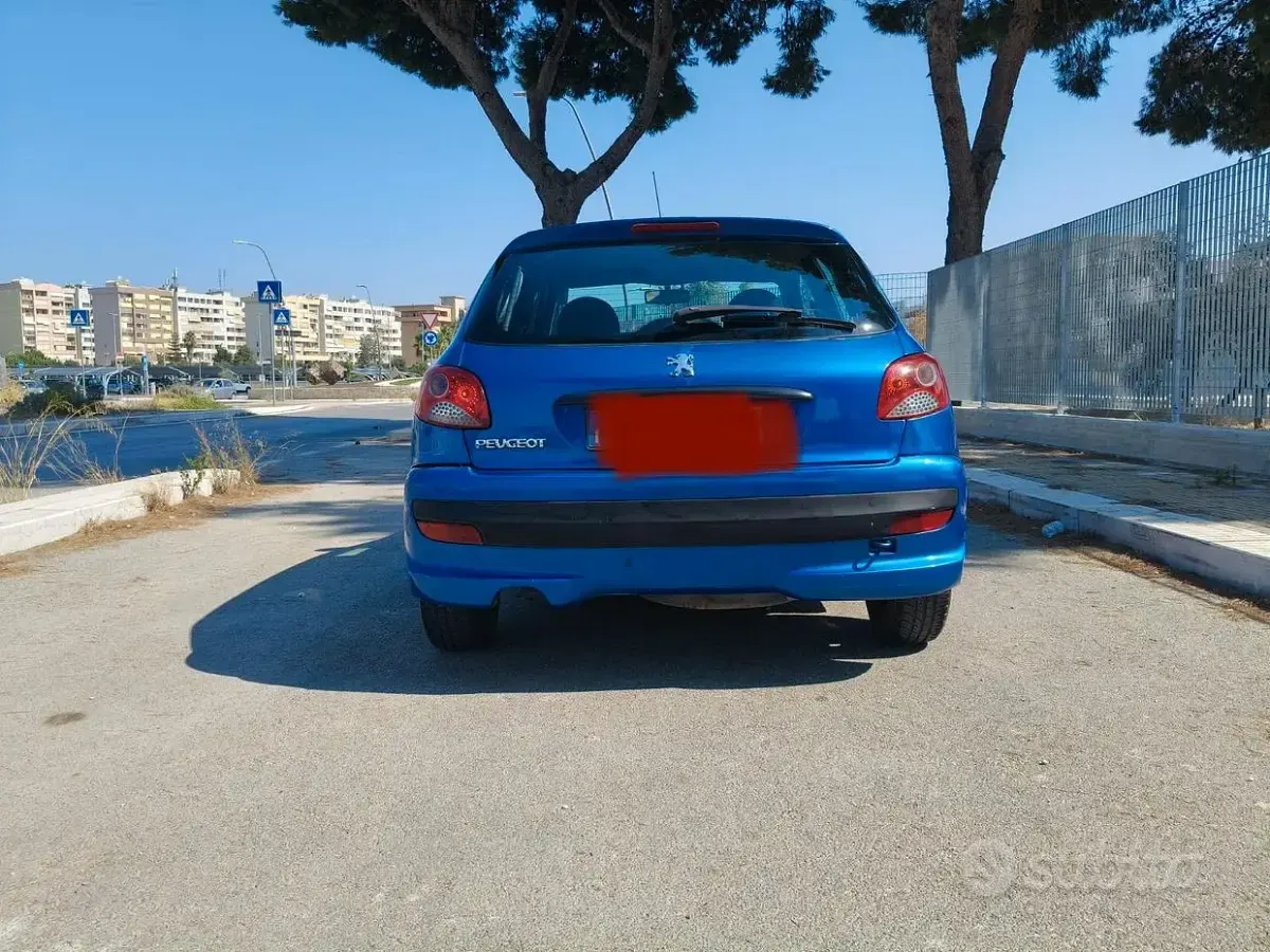 Usata Peugeot 206 60 CV (44 kW) 2010 Bluazzurro Utilitaria