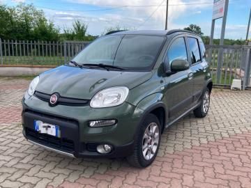 Usata Fiat Panda 4x4 S 75 CV (55 kW) 2015 Verde Utilitaria