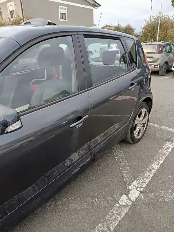 Usata Renault Scenic E-Tech Dynamique 110 CV (80 kW) 2010 Monovolume