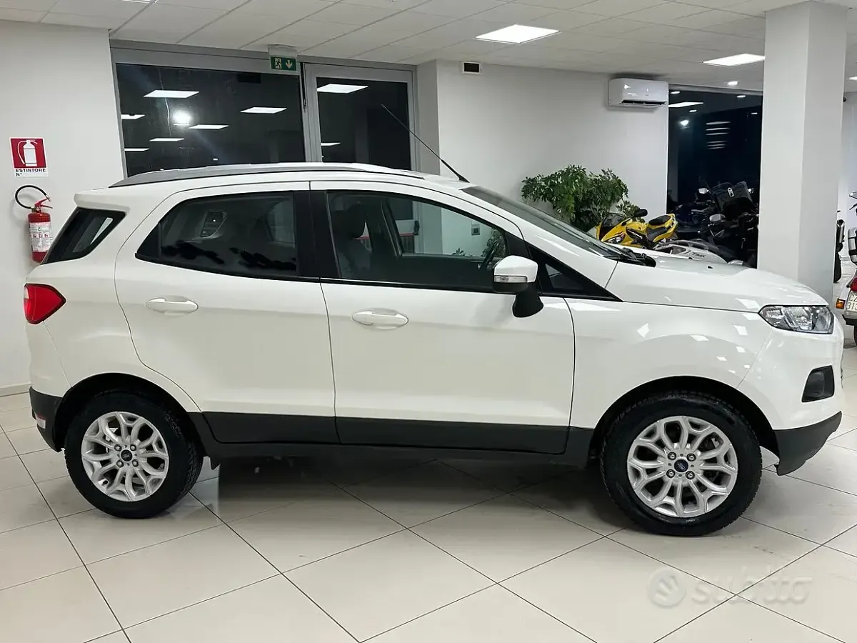 Usata Ford Ecosport 111 CV (81 kW) 2017 Bianco SUV