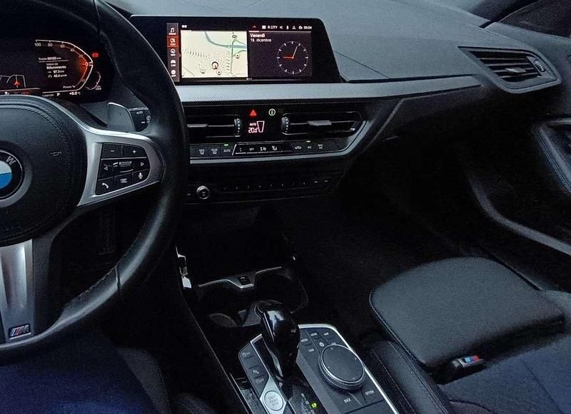 Usata BMW 118 M Sport 150 CV (110 kW) 2023 Grigio Utilitaria